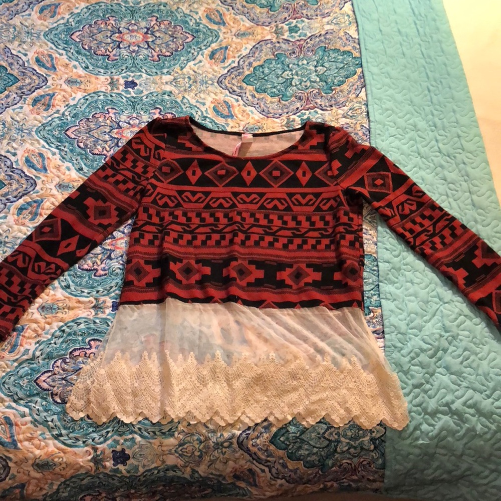 Women’s shirt